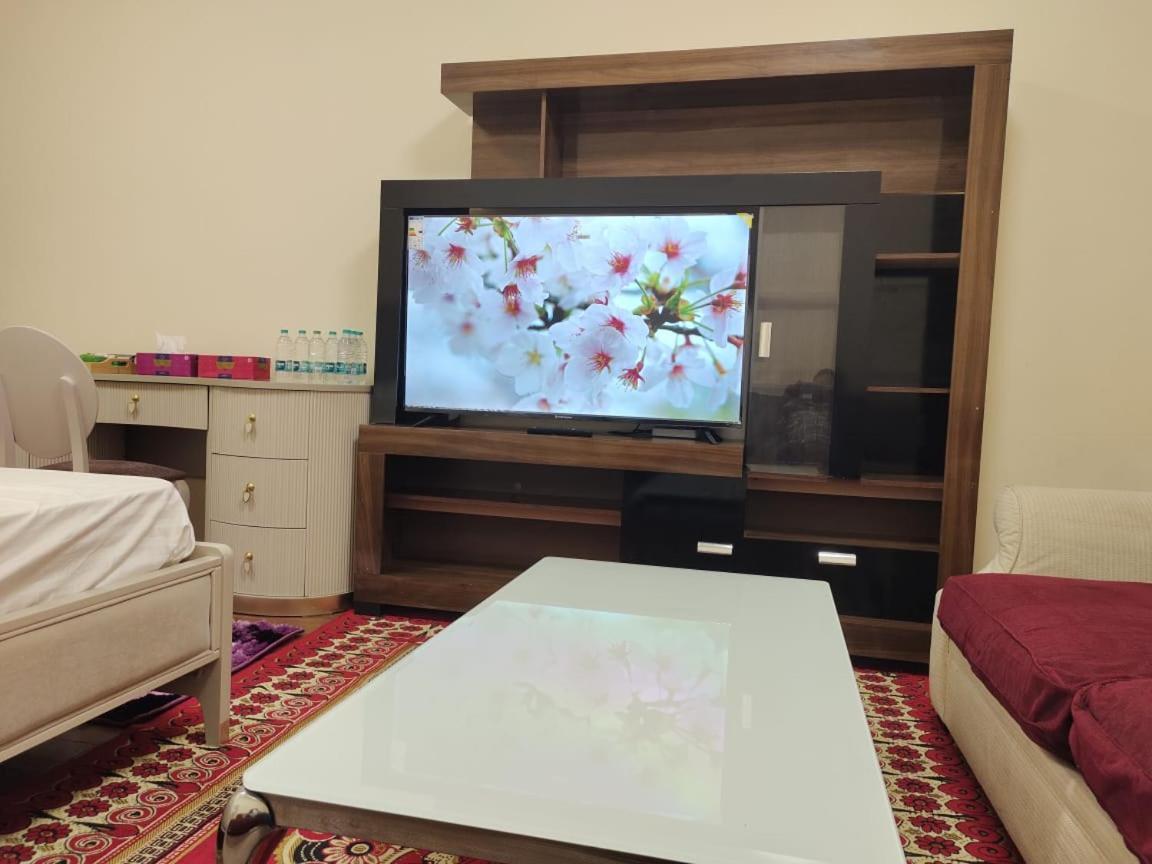 Arnim Suite - 3 Bedrooms Apartment الشارقة المظهر الخارجي الصورة